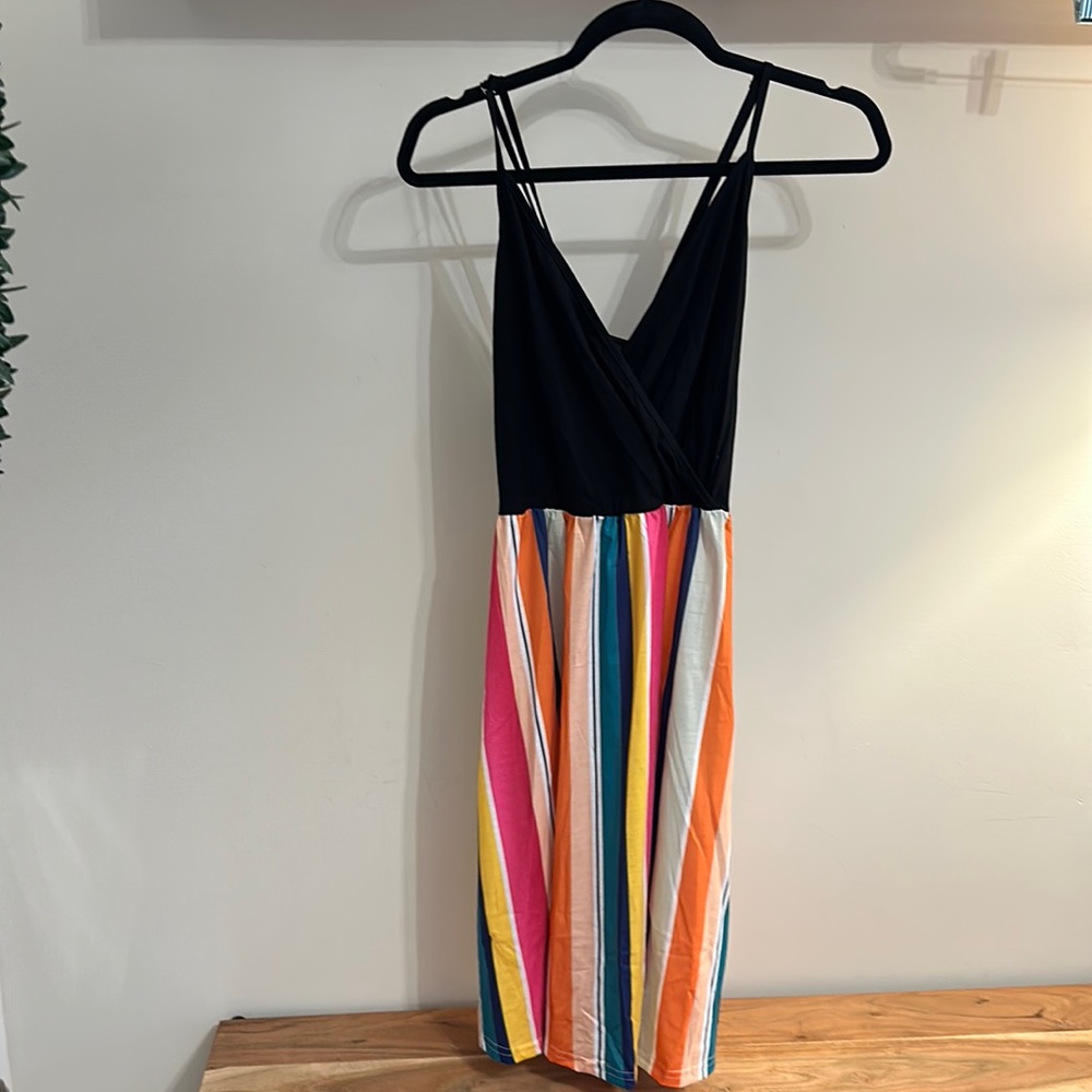 NWT Laishen Black and Striped Dress with Pockets